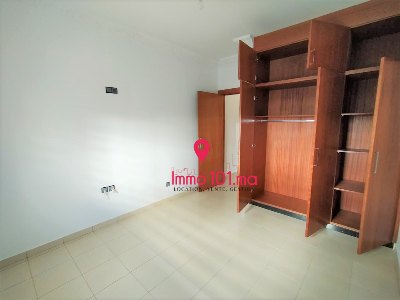 Location appartement à Hay Riad SILAV2433